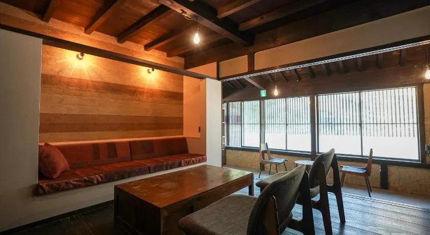 赭Soho Yunotsu Old Village Inn & Bar - Image 1