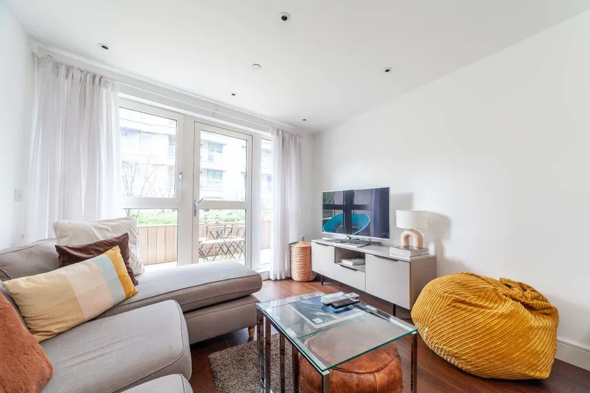 Cosy Central Urban Retreat in Highbury & Islington - Image 1