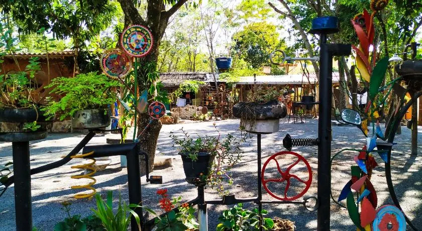 NOMADAS chalés, mini casinhas, bangalôs , área de camping e cozinha compartilhada - Image 1
