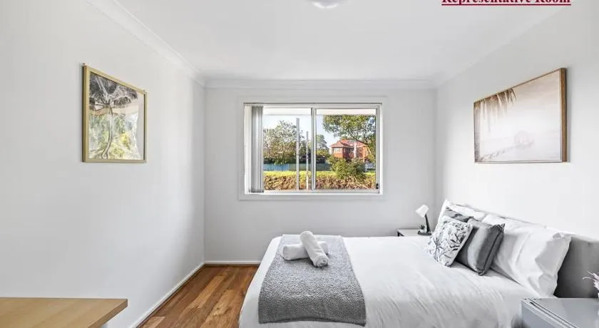 Serene Double Room in Panania - Close to Stations & Shops - Shared Bathroom - Image 1