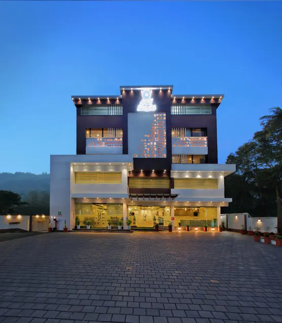 Hotel NovArk Munnar - Image 1