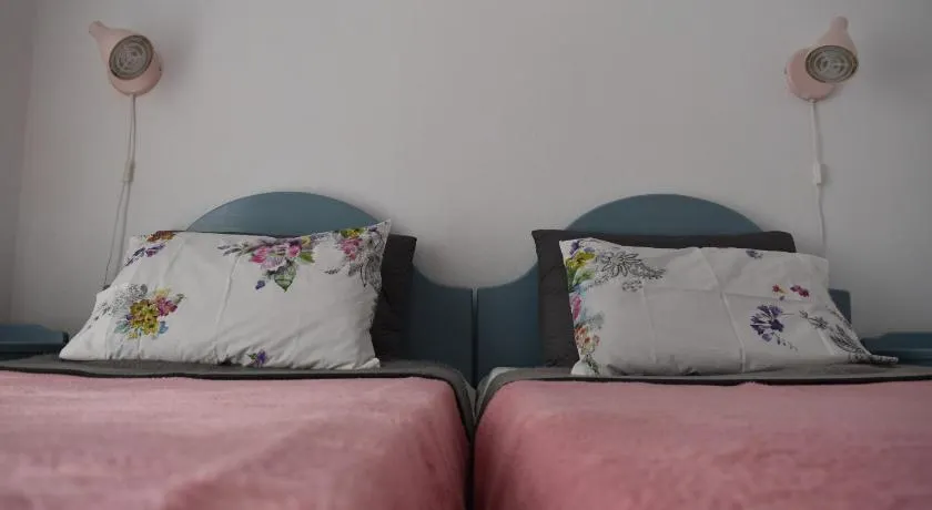 Niki Apartments - Image 1
