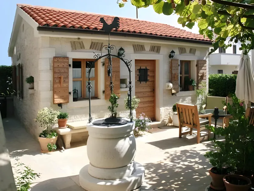 Guesthouse Casa Nova - Image 1