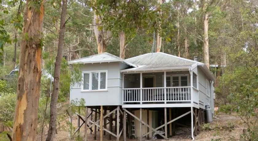 Karri Cove Swan BnB Management - Image 1