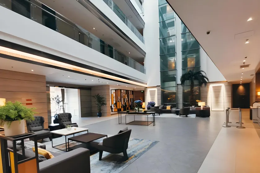 Home Inn Plus Suzhou Wujiang Fenhu Luxin Avenue - Image 1