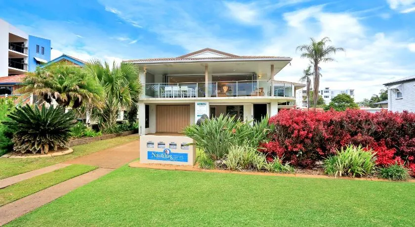 Nautilus Beachside Apartments - Image 1