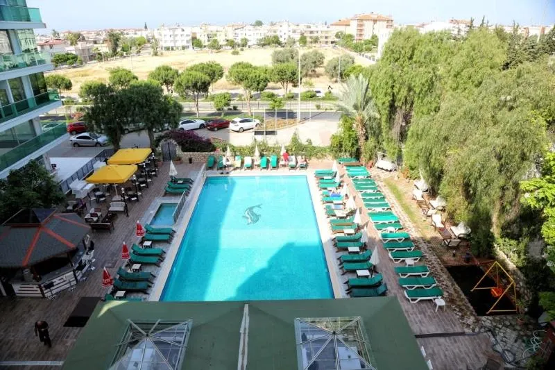 Panormos Hotel - Image 1