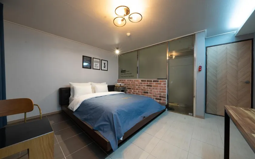 Chuncheon Mime Hotel - Image 1