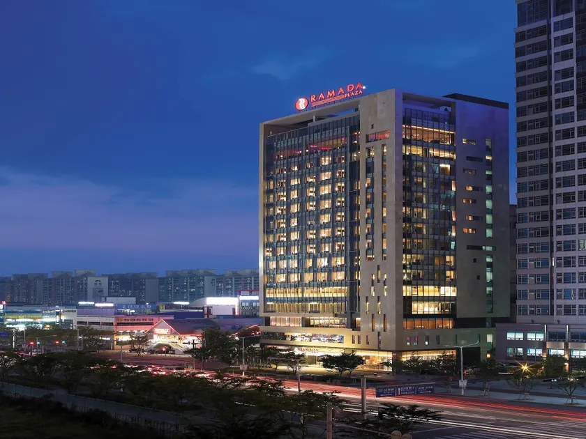 Ramada Plaza Gwangju - Image 1