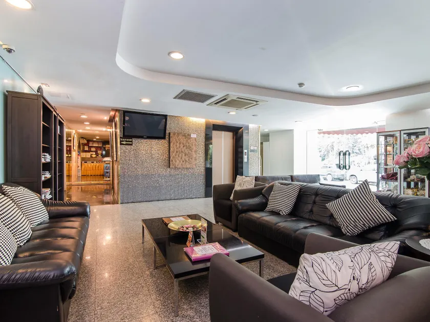 Ziniza The Boutique Service Apartment - Image 1