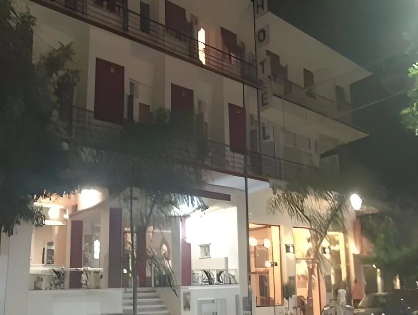 Hotel Akti - Image 1