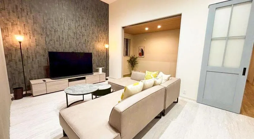 Cozy Stay Pippu - Image 1