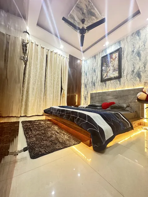 Oscar Homes - Image 1