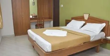 Central Residency - Image 1