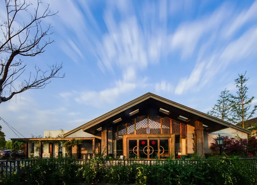 Hangzhou Landison Tangqi Resort - Image 1
