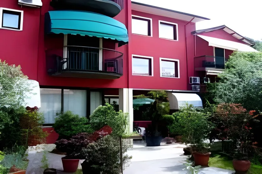 Hotel Monti - Image 1