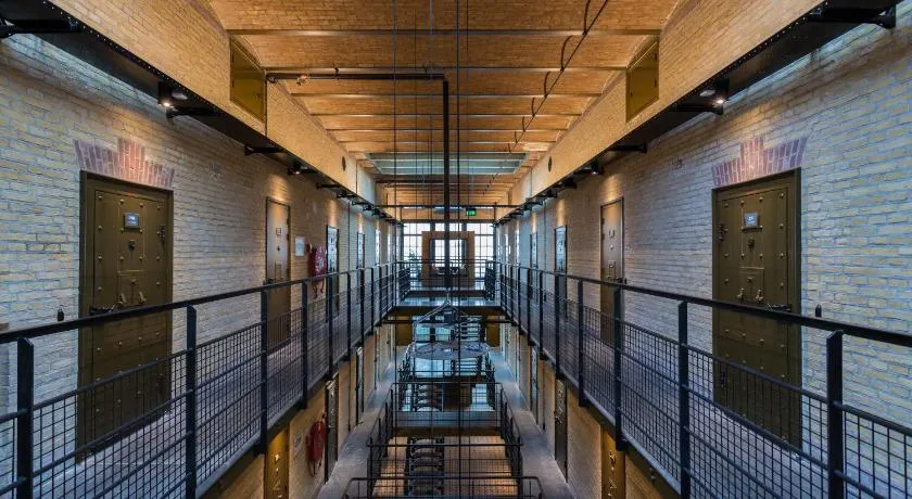 Alibi Hostel Leeuwarden - Image 1
