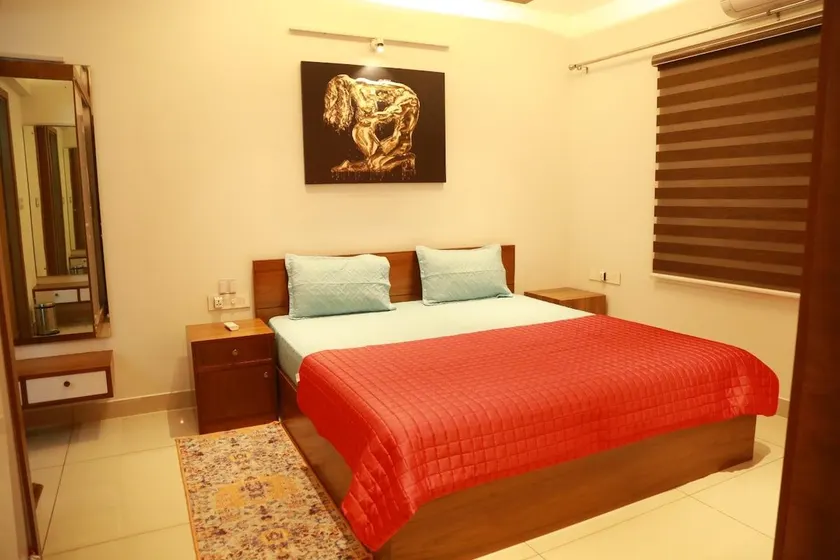 Palayam Houses - Image 1