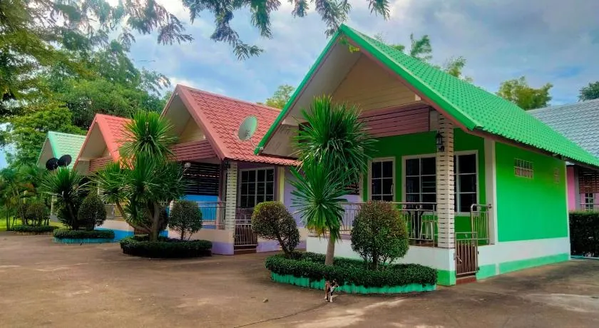บ้านสวนตายาย รีสอร์ท Baansuan Tayay Resort - Image 1
