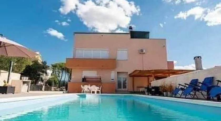 Apartment Anamarija - Image 1