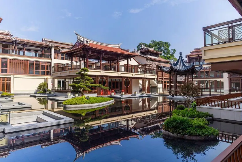 Zhangzhou Longxi Wenquan Lodge (Ancient City) - Image 1