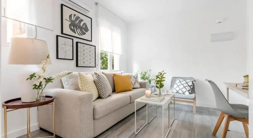 Cozy studio (14m2) in Arturo Soria area D3 - Image 1
