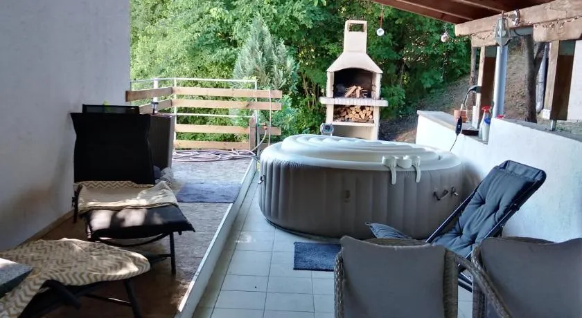 Wohnung mit Grill, Whirlpool und Terrasse - Image 1