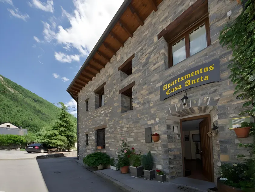 Apartamentos Casa Aneta - Image 1