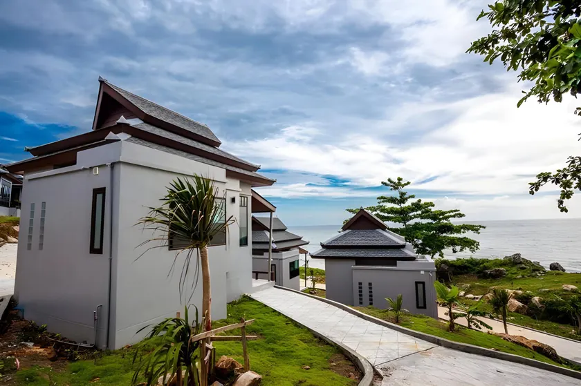 Lanta Corner Resort - Image 1