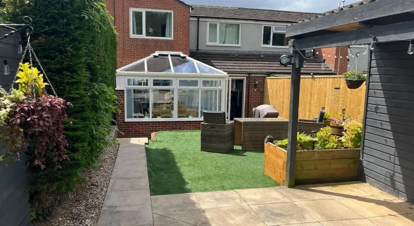 3 Bedroom house - Image 1