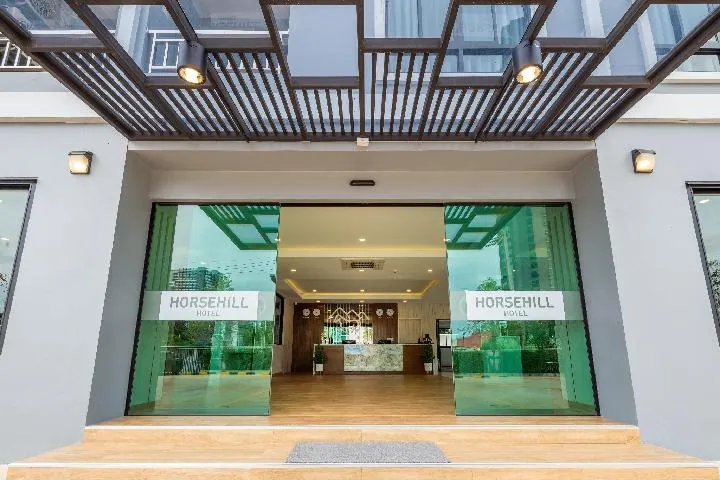 Horsehill Hotel Sriracha - Adult Only - Image 1