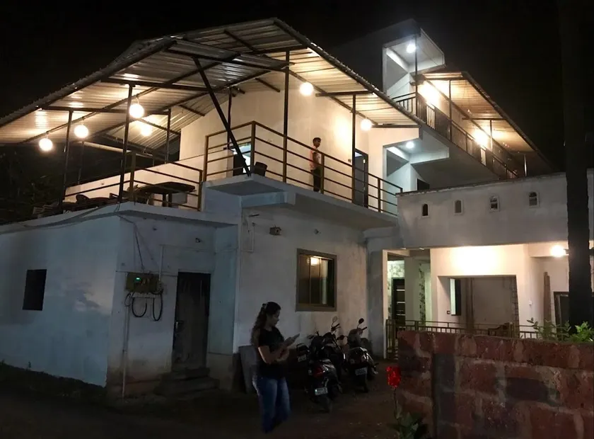 Vickys Guest House - Image 1