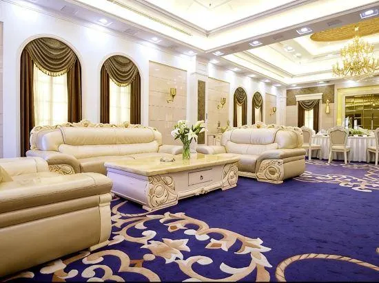 Glory Hotel - Image 1