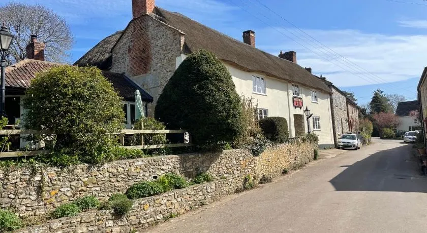 The Kings Arms Inn - Image 1