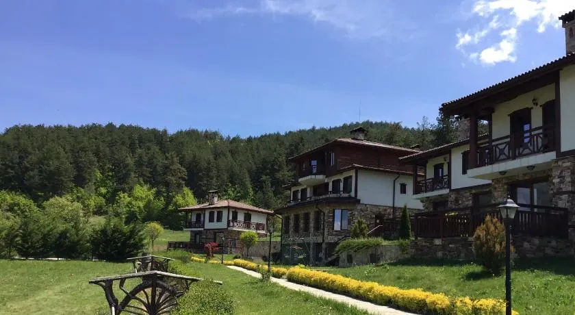 Хотел Планински кът - Image 1