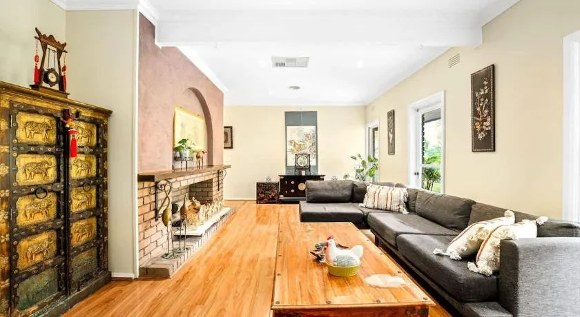 Sparkling Family Friendly Gem in Leafy Donvale - Image 1