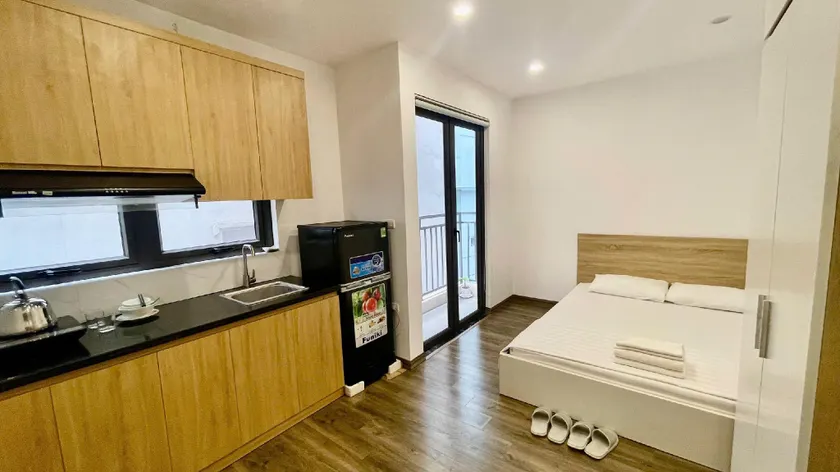 Era Apartment Khuc Thua Du - Image 1