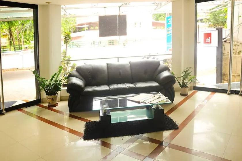 Time Square Business Hotel - Image 1