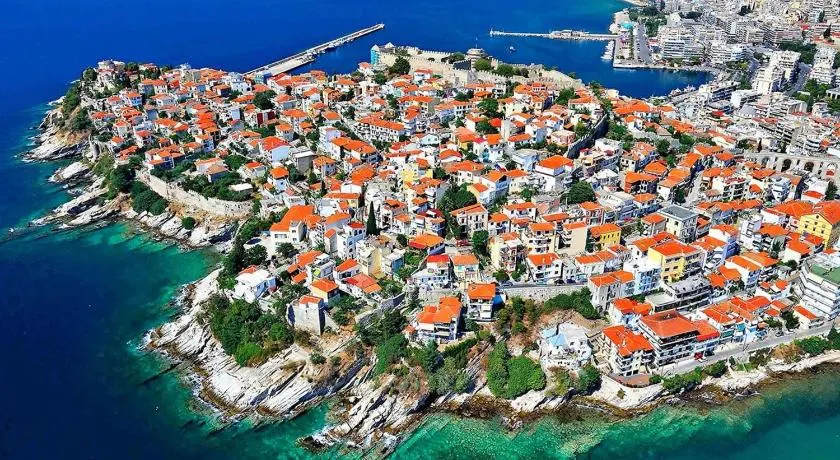 Old Town Traditional Residence - Image 1