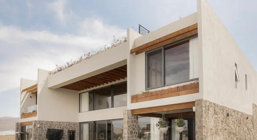 Casa de lujo, hasta con cine privado - Image 1