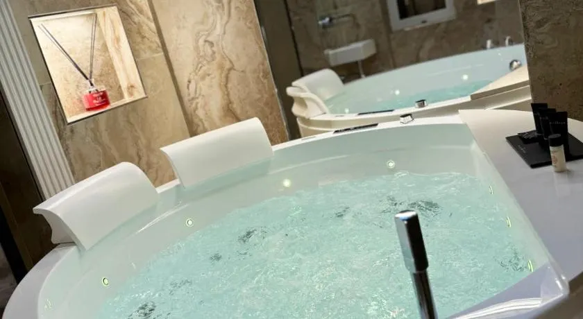 Domus De Cinti Boutique Rooms - Image 1