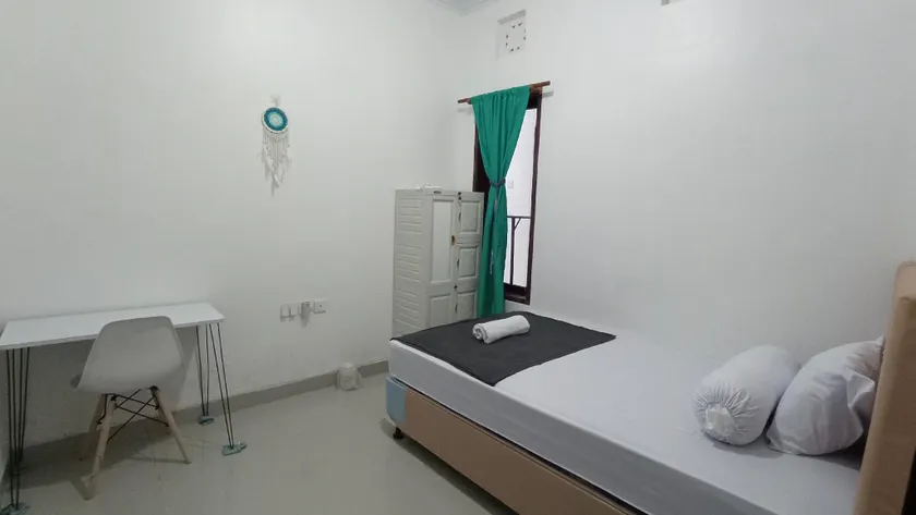 Neny's Homestay - Image 1