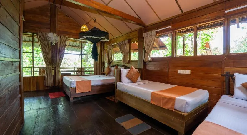 Chena Huts Eco Resort - Image 1