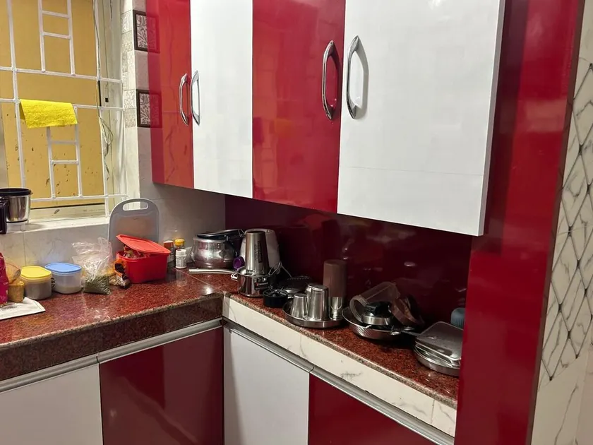 Rumi HomeStays-205 A-Premium Furnished Room with Kitchen & Dining - Image 1