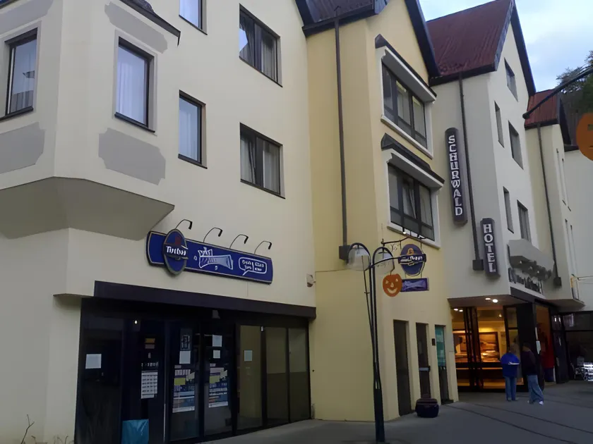 Schurwald Hotel - Image 1