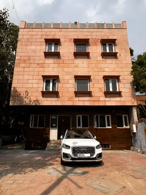 Hotel Vijay Agra - Image 1