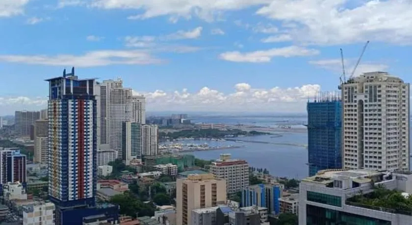 Manila bay view condo birch tower - Image 1