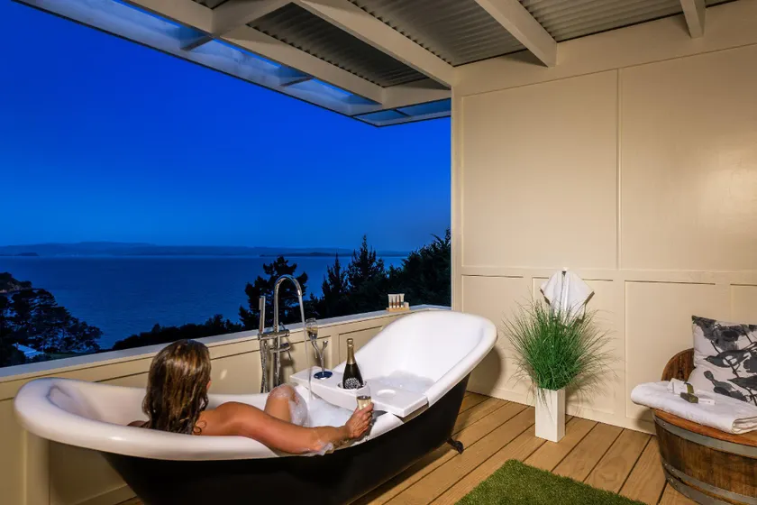 Woodside Bay Chalets - Image 1