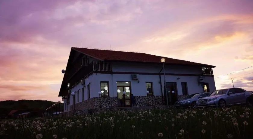 Pension Cetate Valcău de Sus - Image 1
