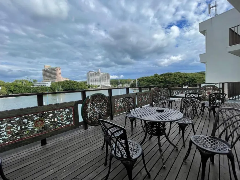 Marina Hotel Kaikuu - Image 1